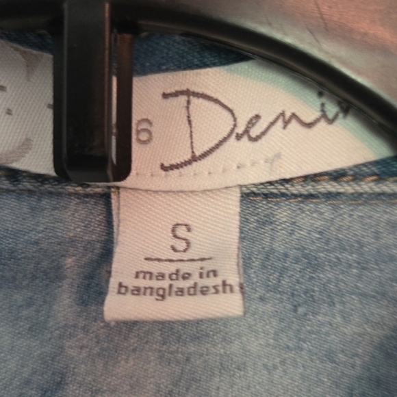 Cato Blue Jean Jacket Classic Denim Style Size Small - Picture 3 of 8